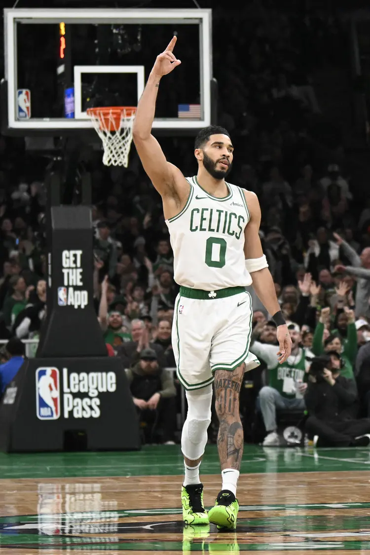 塔图姆遭遇五持续失利，尤文图斯教练压力巨大！赢得满堂喝彩的简单介绍